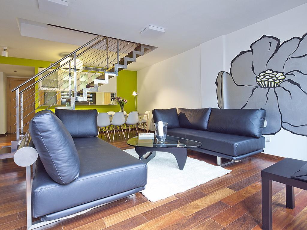 Apartment Barcelona Rentals - Swimming Pool With Terrace エクステリア 写真